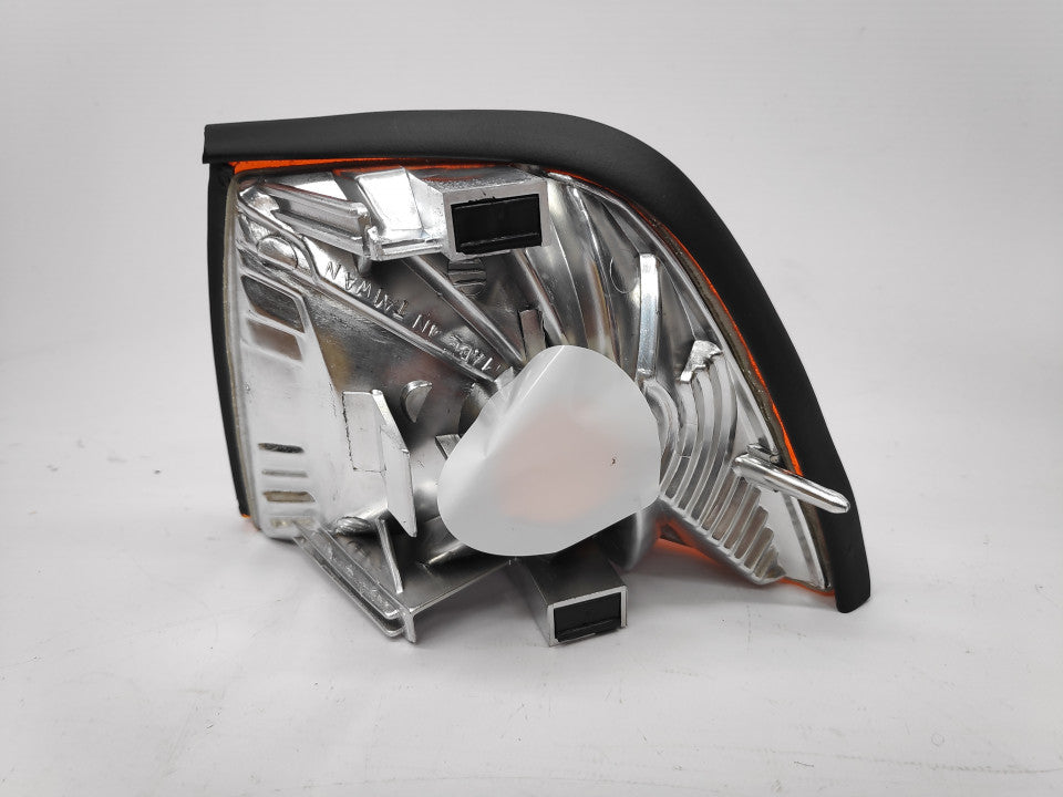 Pisca Direito Bmw Serie 3 E36 4P 90-98