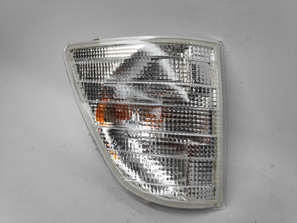 Pisca Direito Mercedes Sprinter 95-00