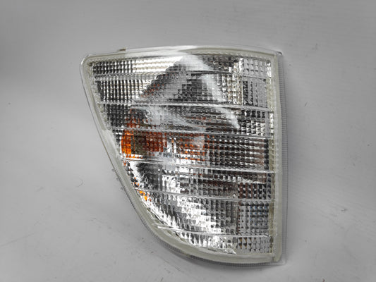 Pisca Direito Mercedes Sprinter 95-00