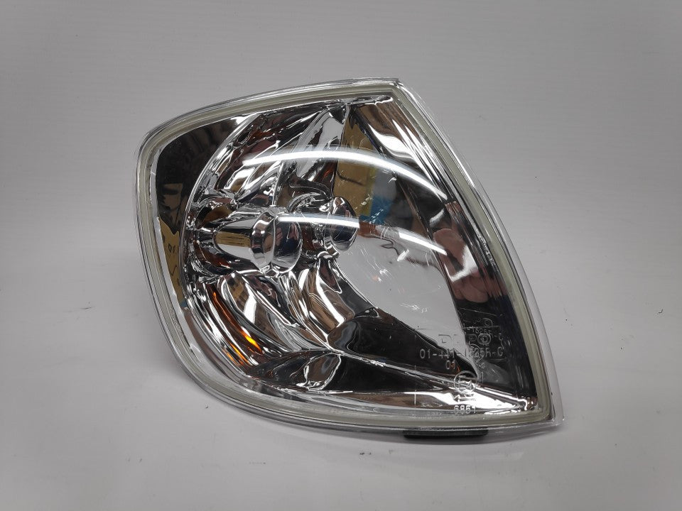 Pisca Direito Vw Polo 6N2 99-01