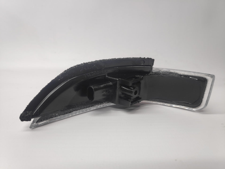 Pisca Espelho Direito Toyota Yaris / Prius 09-14