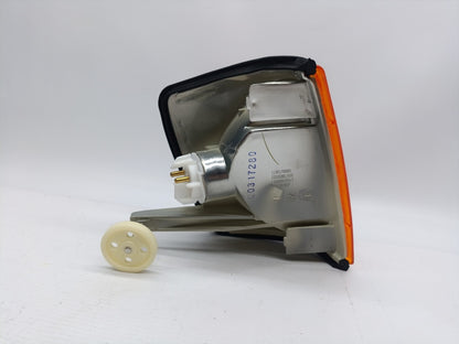 Pisca Esquerdo Mercedes W201 190D 82-93