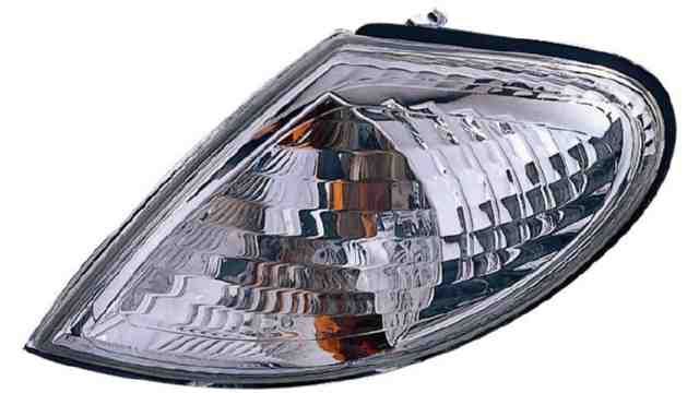 Pisca Esquerdo Nissan Almera N16 00-02