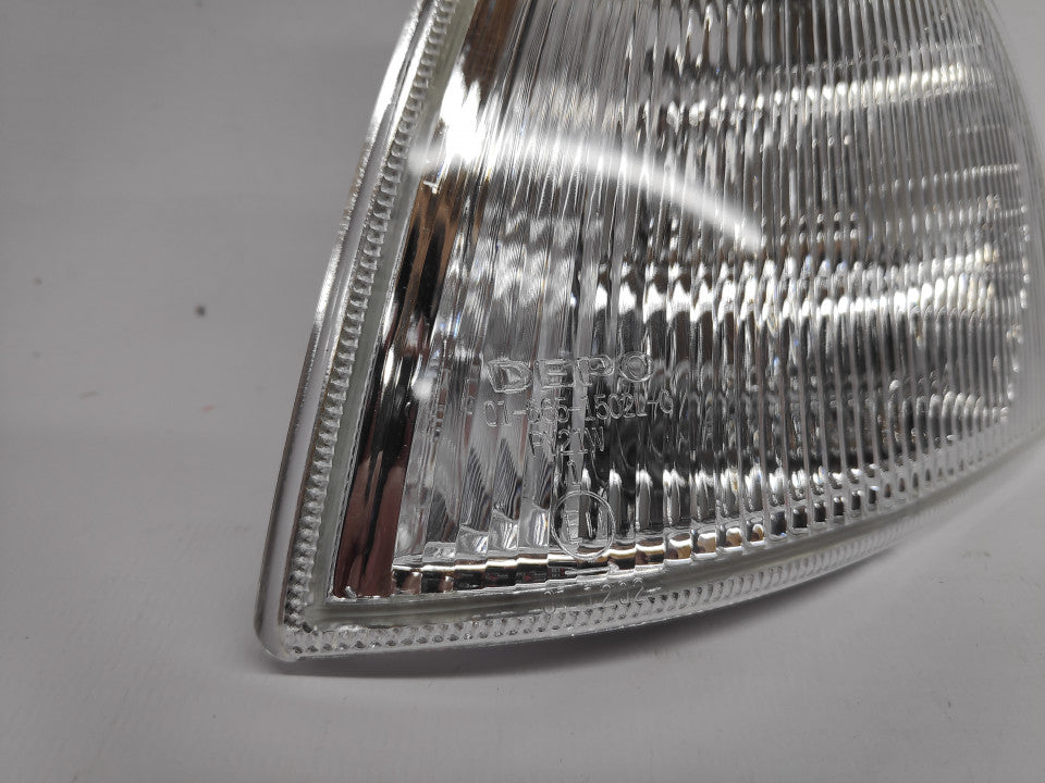 Pisca Esquerdo Skoda Octavia 96-00