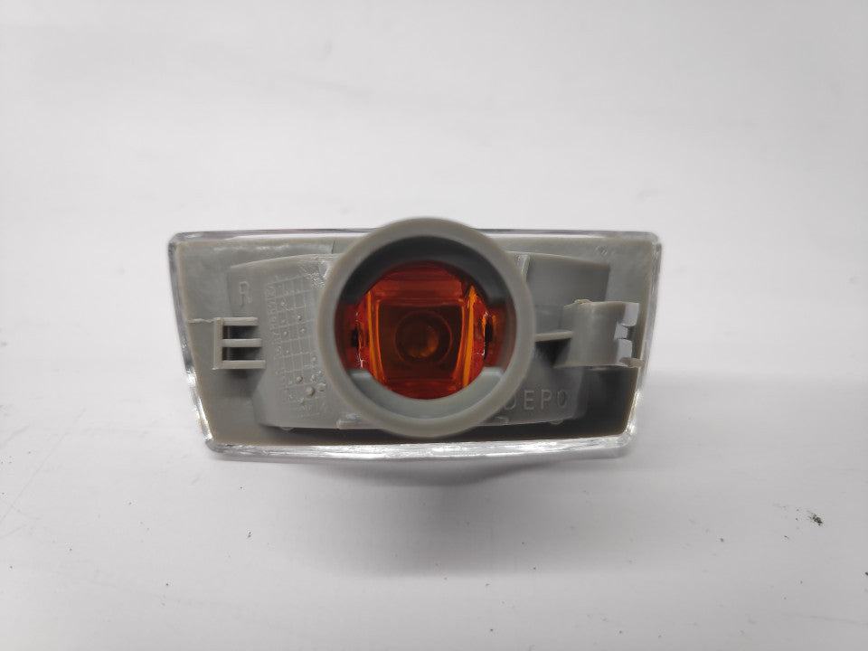 Pisca Guarda-Lamas Direito Opel Astra H 04-07